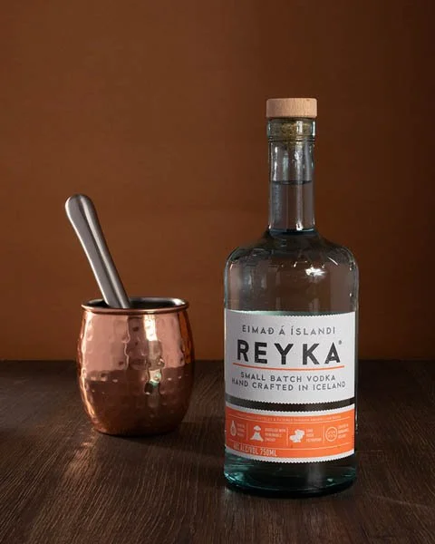 Glass and tableware product photography