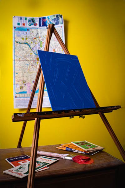Art studio setting 