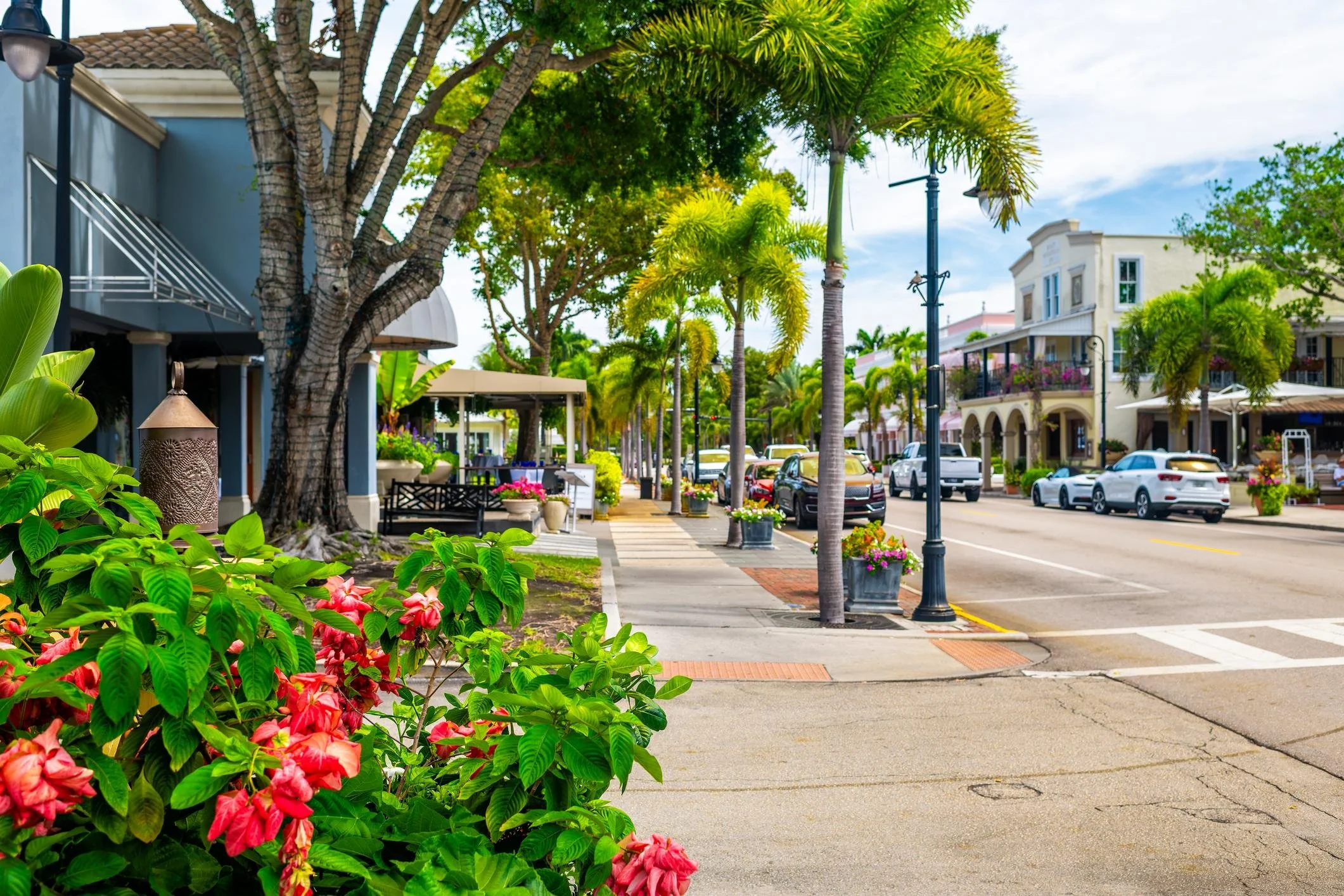 A Perfect Foodie Day in Naples (If You Just Moved Here)