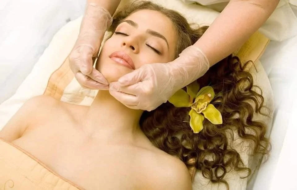 Manual Lymphatic Drainage (75 mins)