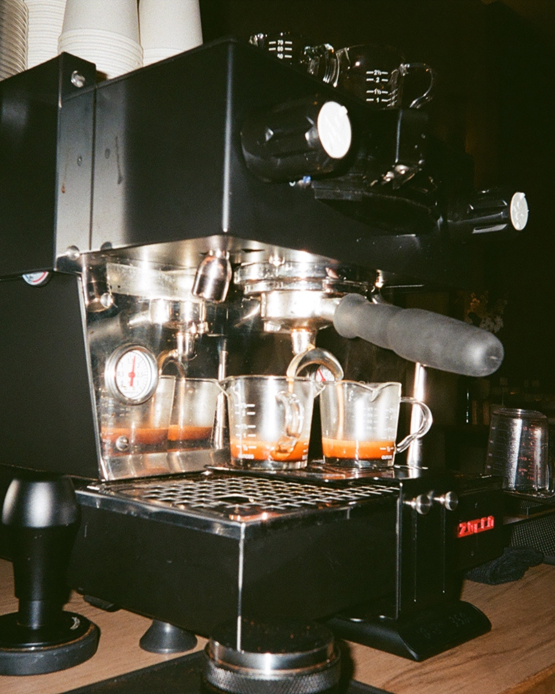 charlotte mobile coffee's la marzocco linea mini pulling espresso shots