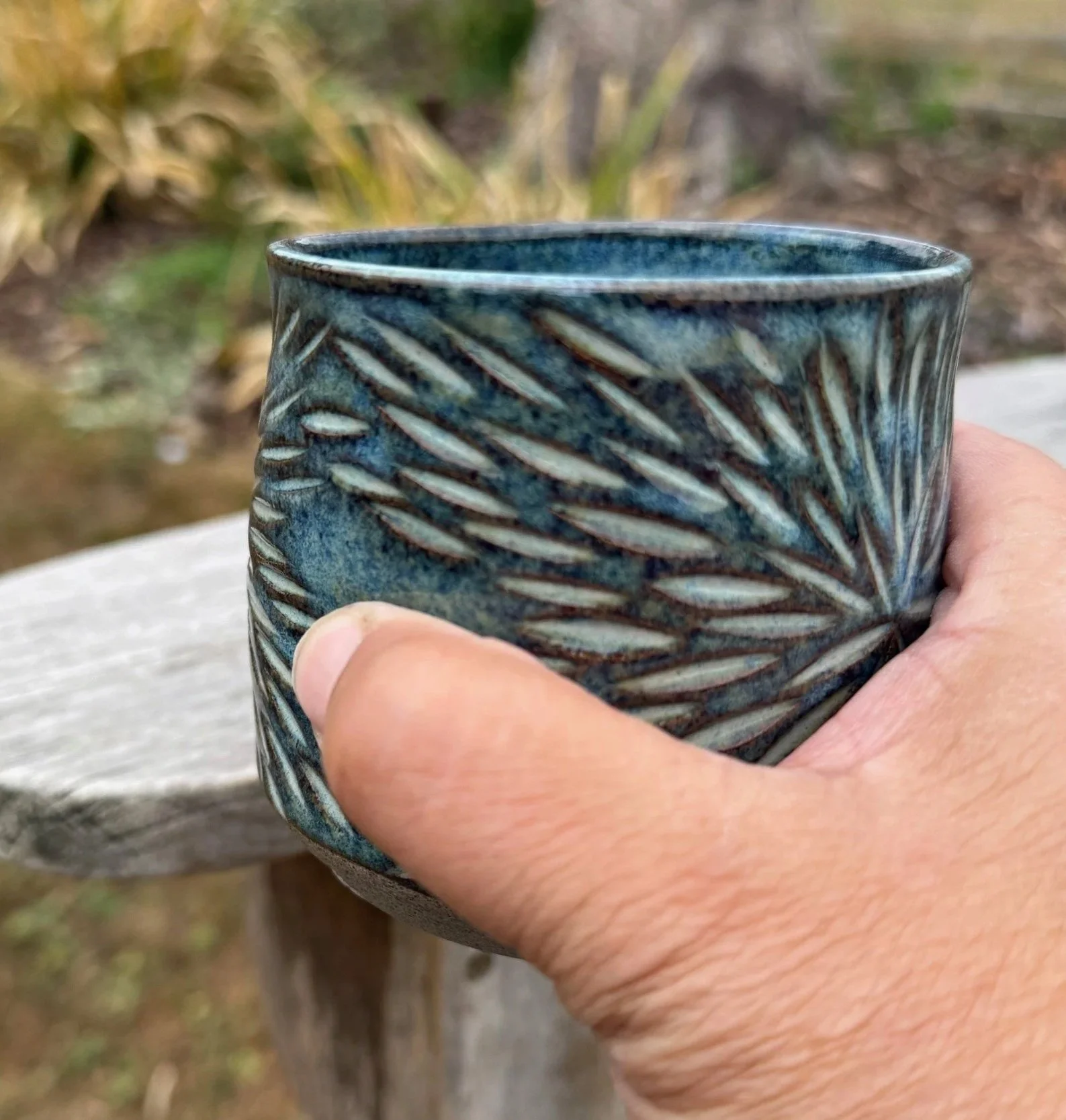 "Stars" Thumb Cup