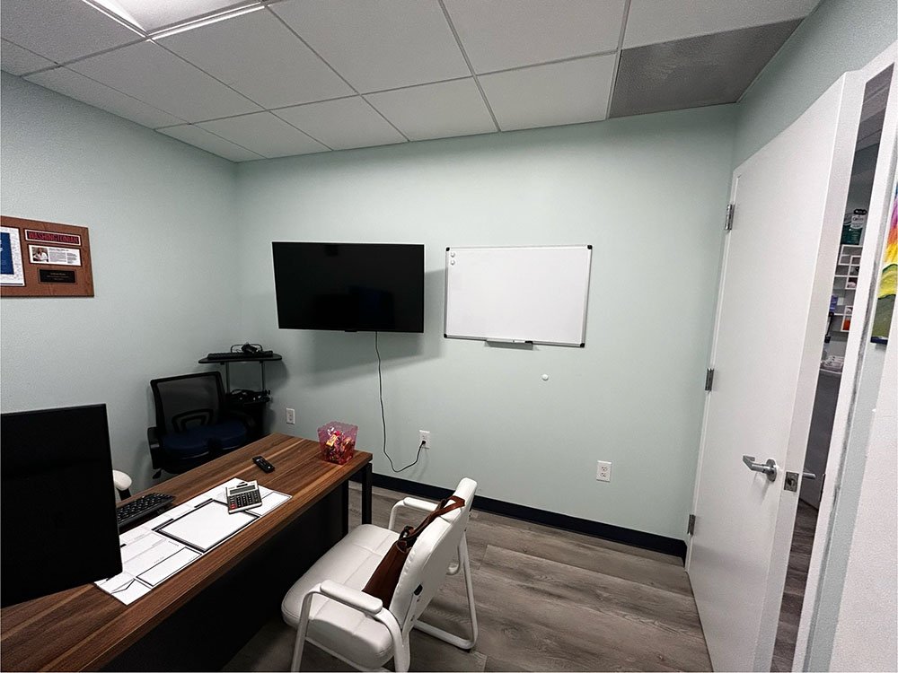 Office 4.jpg