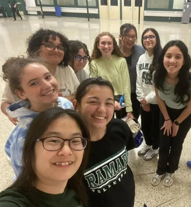 Girls Fencing.jpg