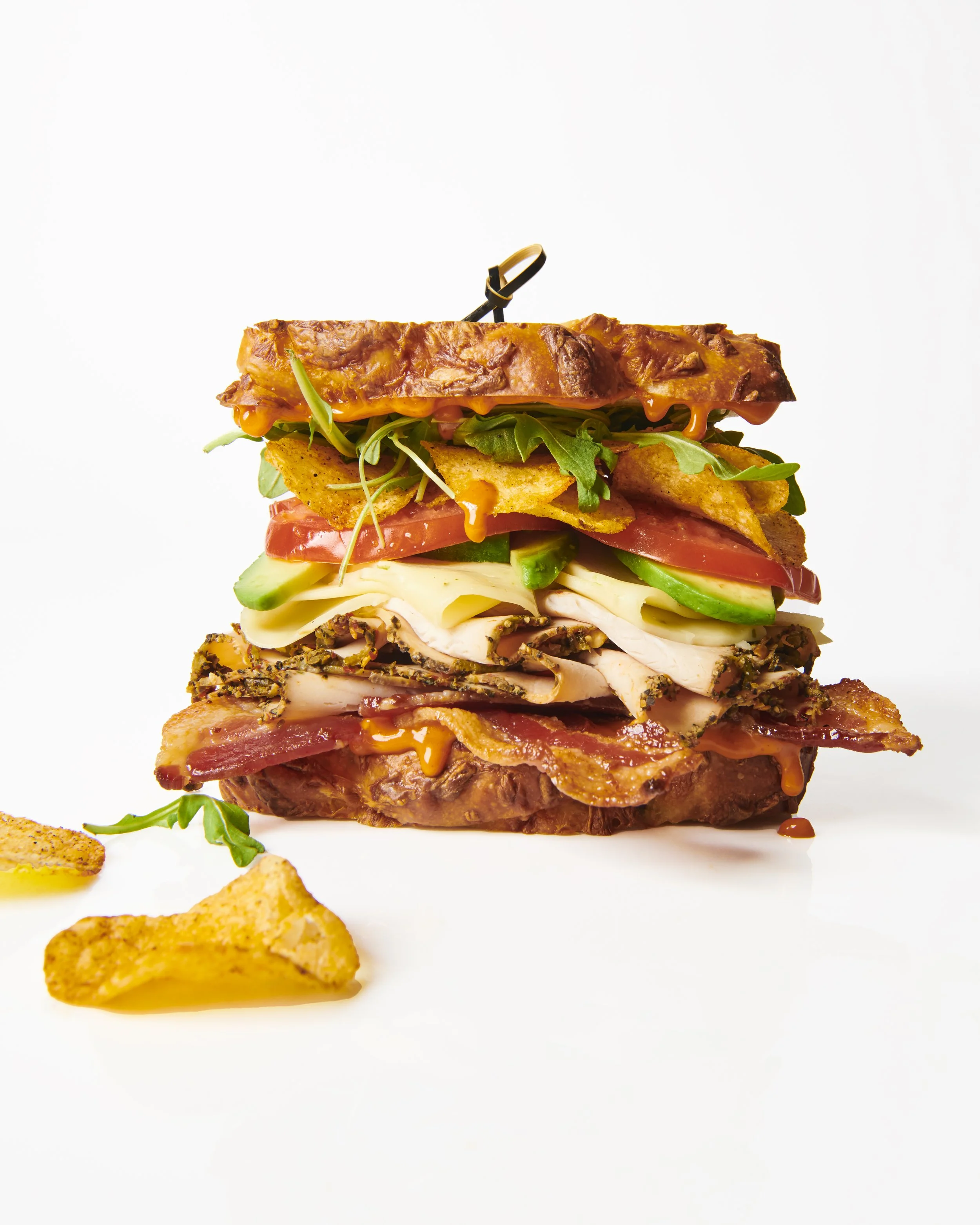 DWI_050620_Herr’sCrunchwich_HatchGreenChilliNGarlic_4x5_NoPacks.jpg