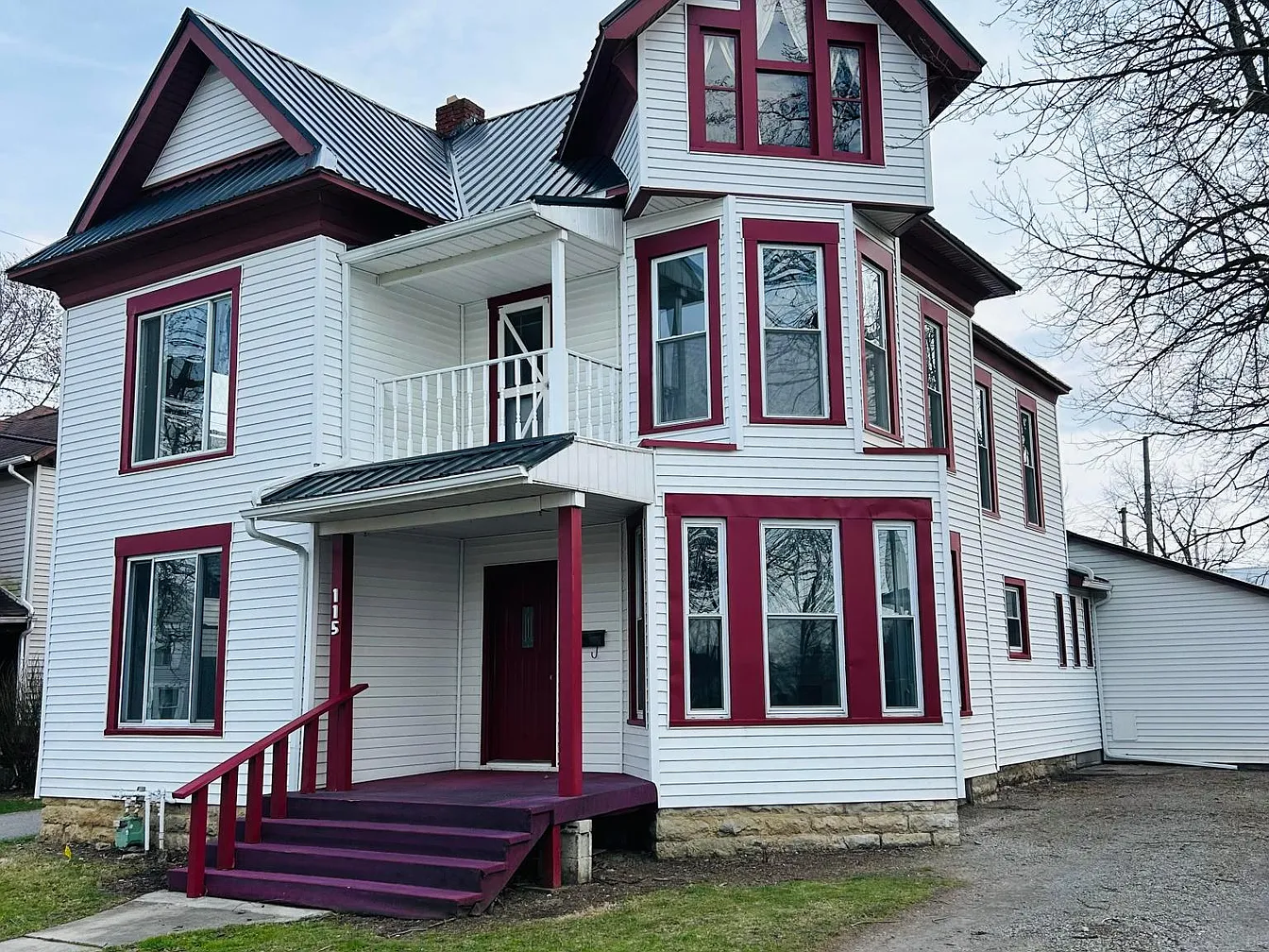 Collegiate Brothers Rent House (request for household items)