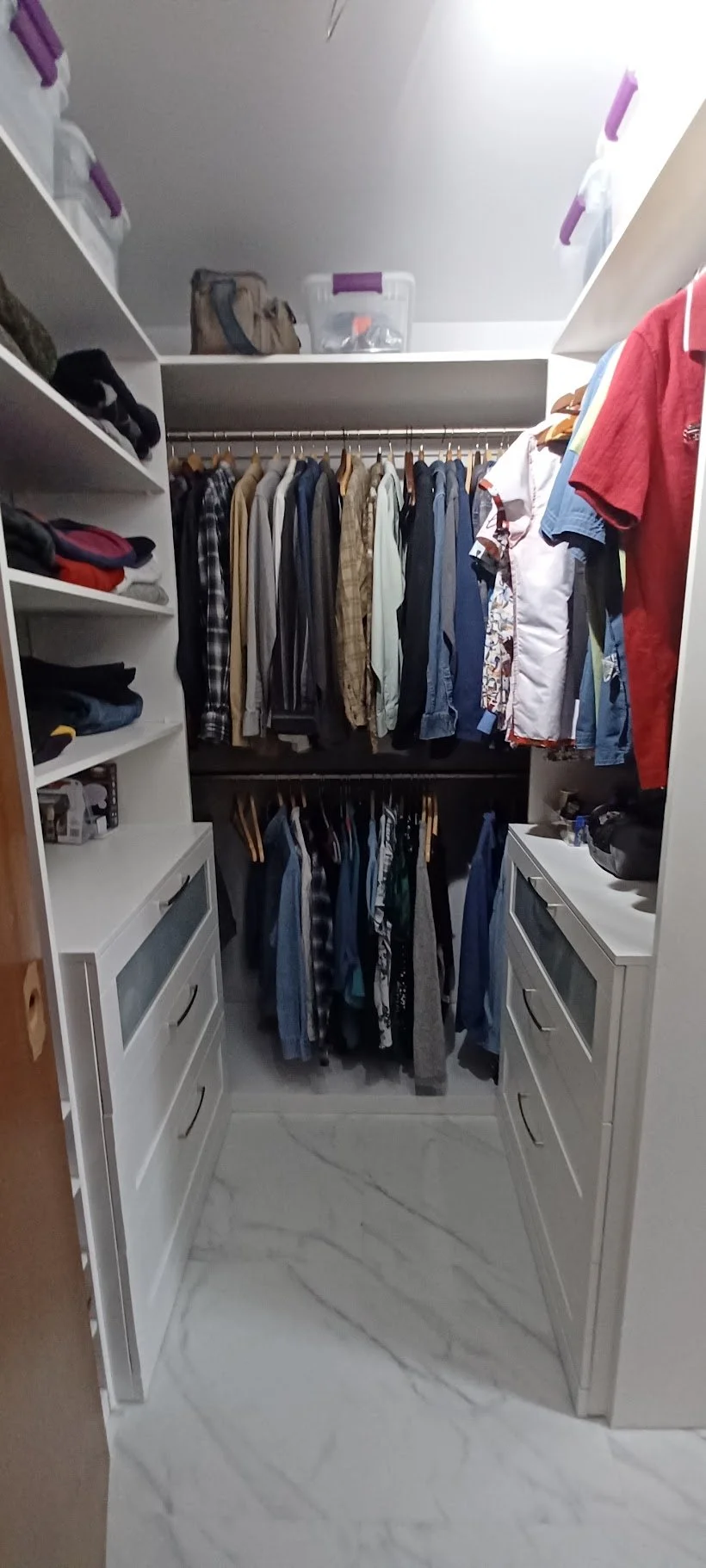 Walk-in Closet