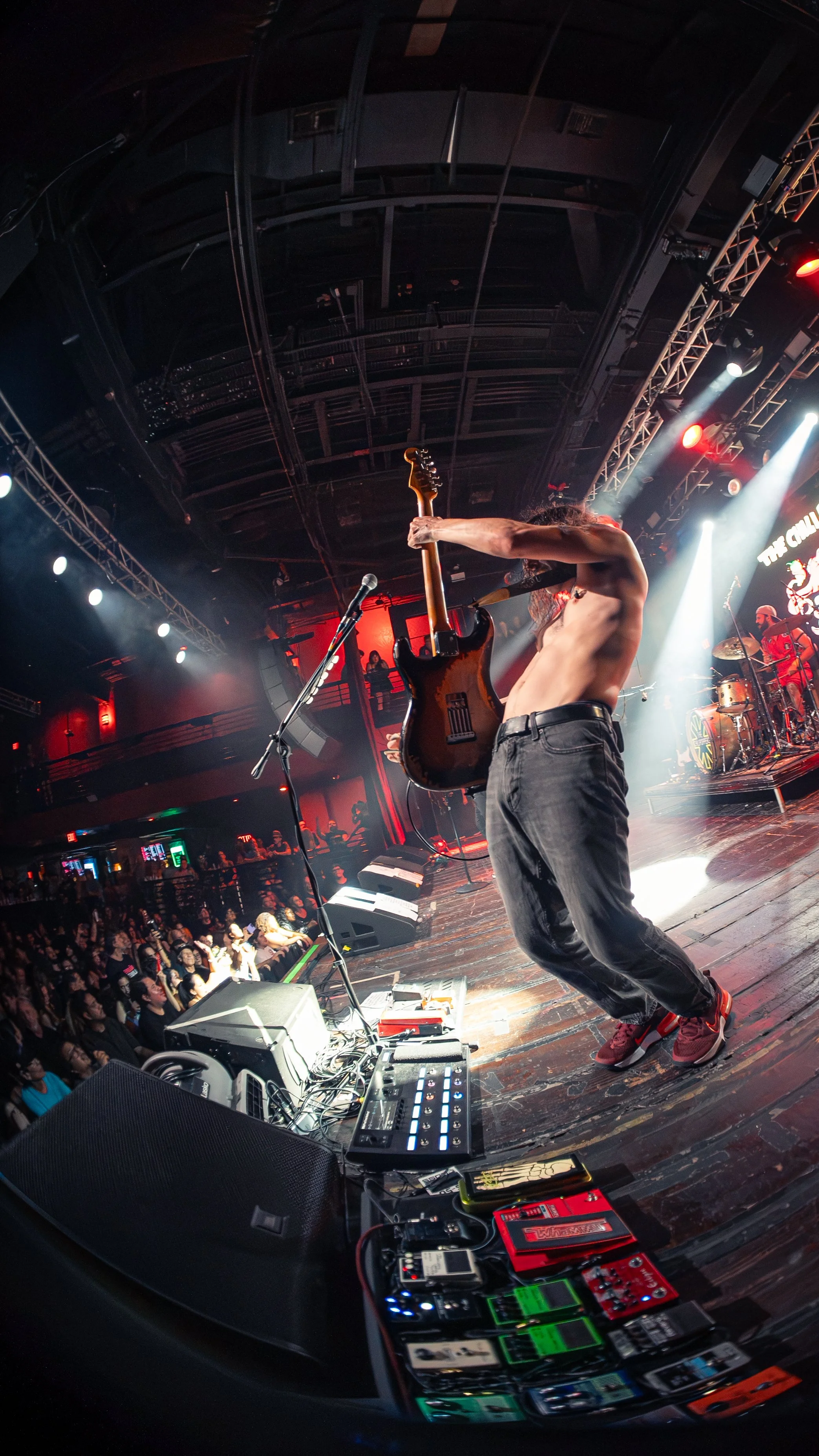 ChiliPoppersRev26-30.jpg
