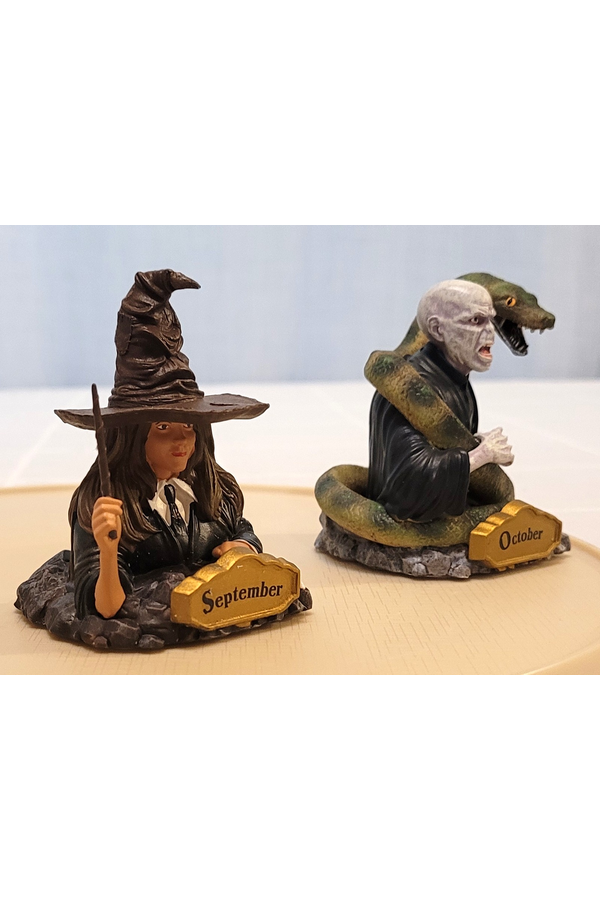 Harry Potter Bradford Exchange Perpetual Calendar Figurines – Sept & Oct Set COA 31.png