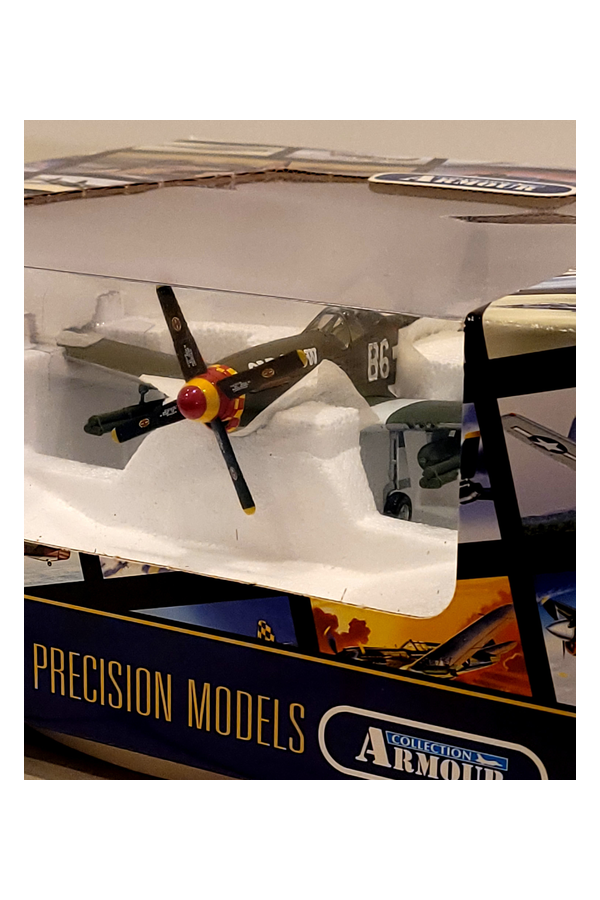 Franklin Mint - Armour Collection - P-51 Mustang - Old Crow - WWII replica #B11B178