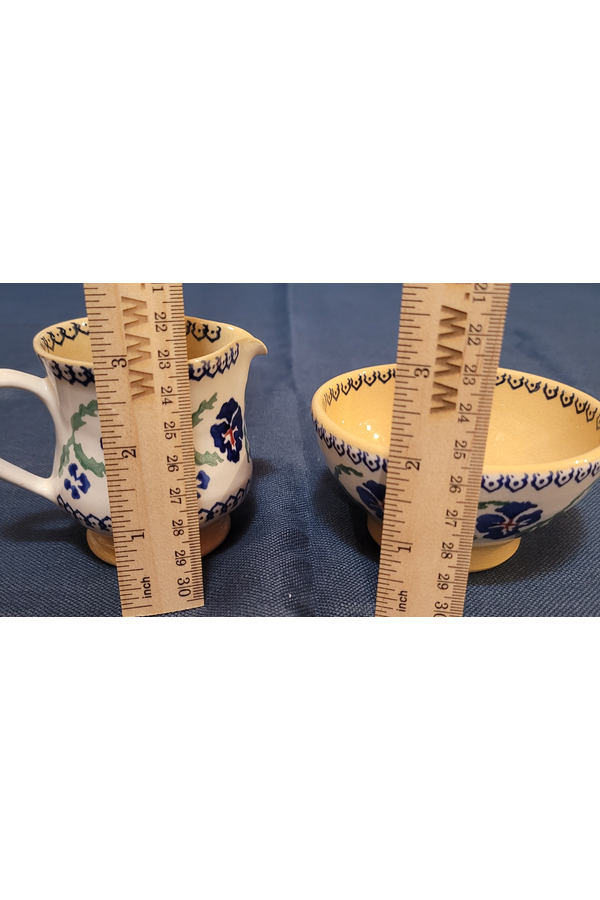 Nicholas Mosse Irish Pottery - Pansy Creamer Bowl 85.png
