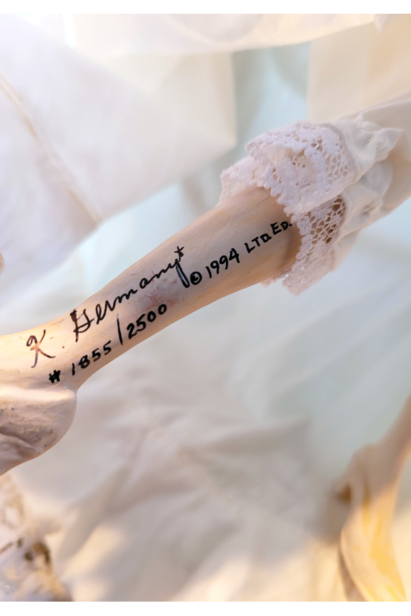 Daddy’s Long Legs “Victoria” Limited Edition Art Doll Signed15.png