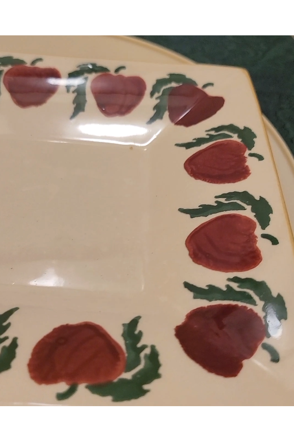 Nicholas Mosse Irish Pottery - Square Plate - Apple 26.png