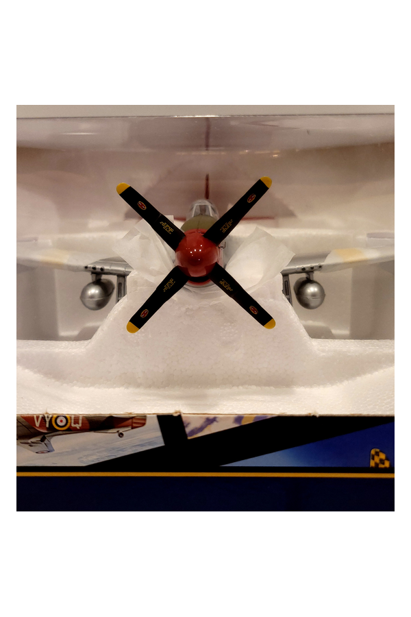 Franklin Mint - Armour Collection - P-51 Mustang Tuskegee Airmen Red Tail 1:48 scale - WWII