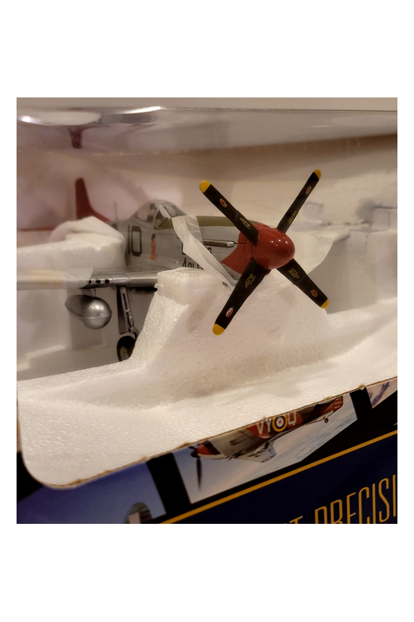 Franklin Mint - Armour Collection - P-51 Mustang Tuskegee Airmen Red Tail 1:48 scale - WWII