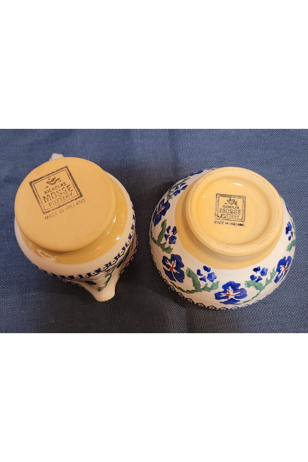 Nicholas Mosse Irish Pottery - Pansy Creamer Bowl 87.png