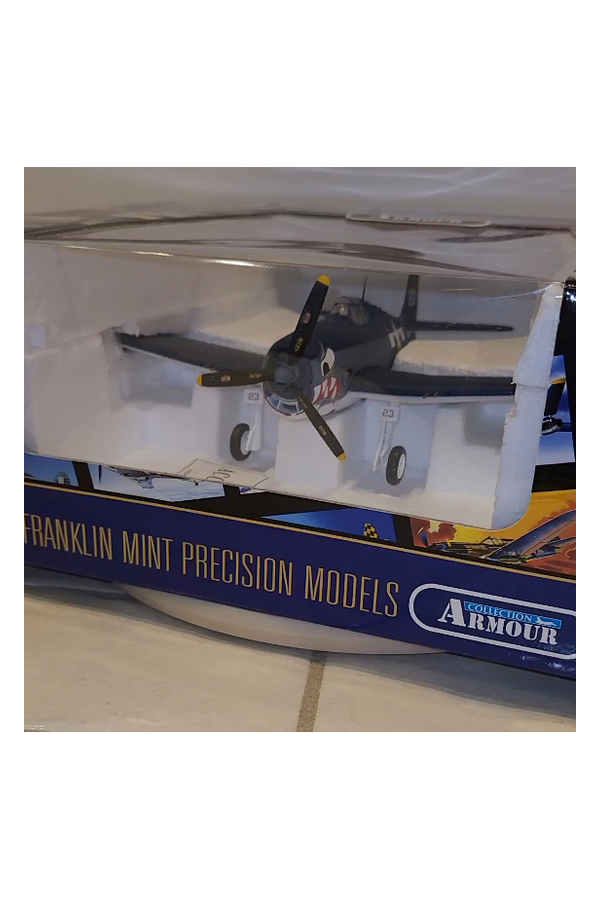 Franklin Mint Armour F6F-3 Hellcat VF-27 1:48 WWII Diecast Model B11B311 NIB