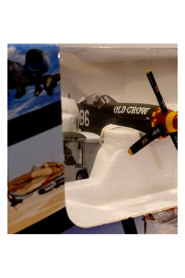 Franklin Mint - Armour Collection - P-51 Mustang - Old Crow - WWII replica #B11B178