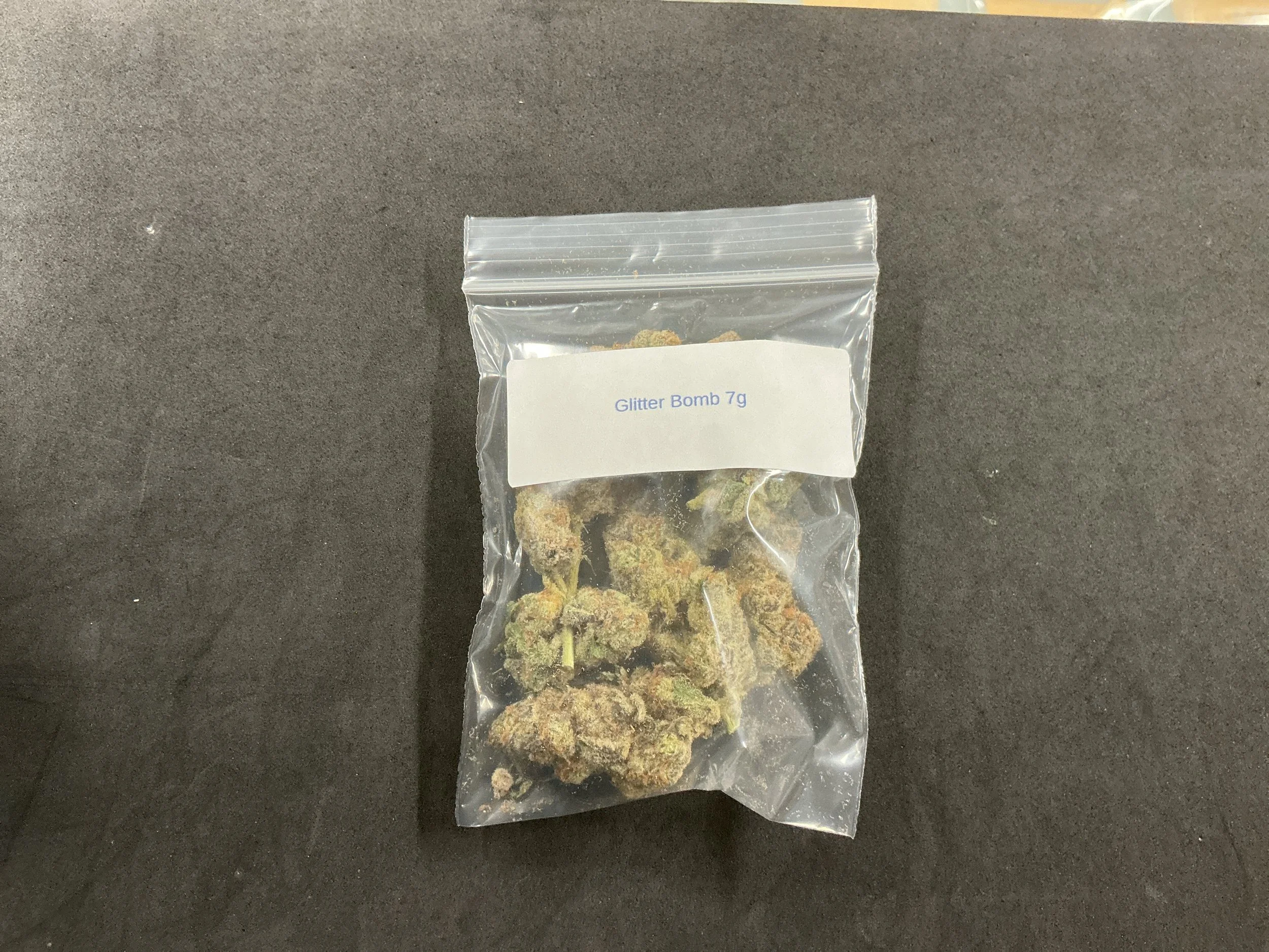 7g Glitter Bomb Flower (Hybrid)