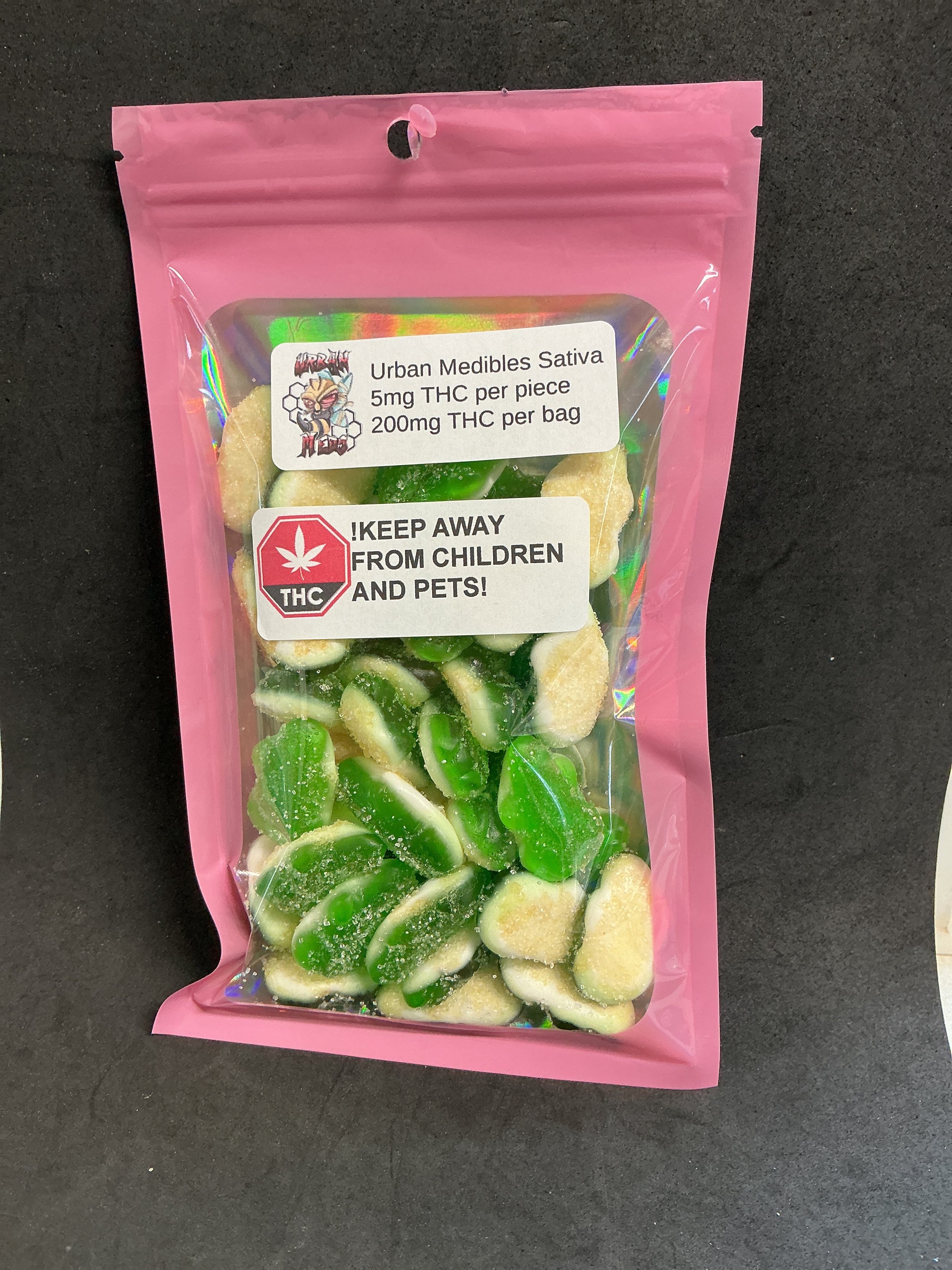 200mg THC gummy pack