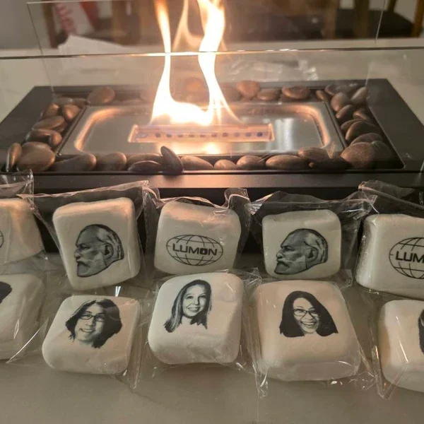 Custom branded marshmallows with logo and portrait prints for a Pulo Coffee hot chocolate cart catering event in Los Angeles