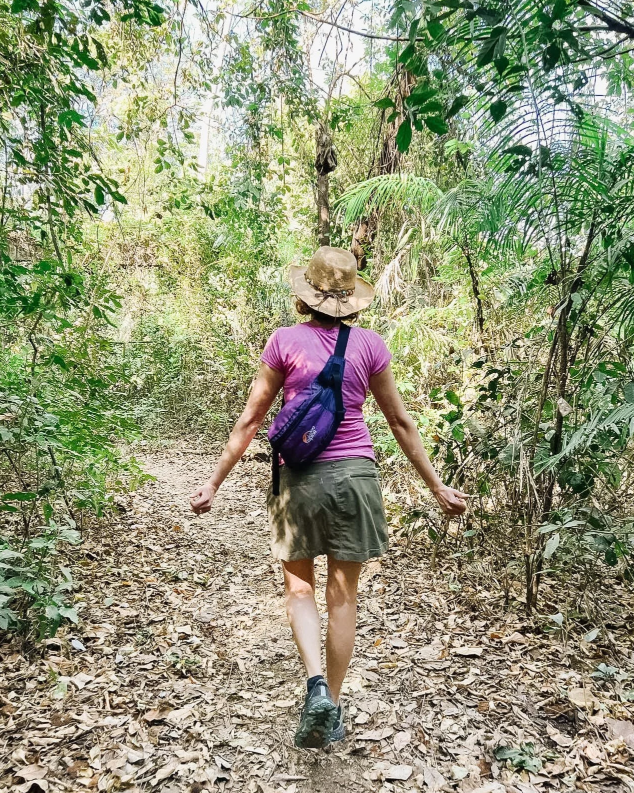 Experienced trainer at the forest therapy school Heartwood.