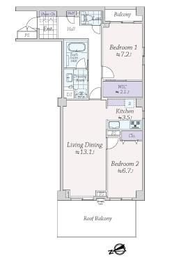 2LDKの間取り図で、リビングダイニング、キッチン、2つのベッドルーム、バルコニー、ルーフバルコニー、トイレ、浴室、ウォークインクローゼットなどが表示されている。