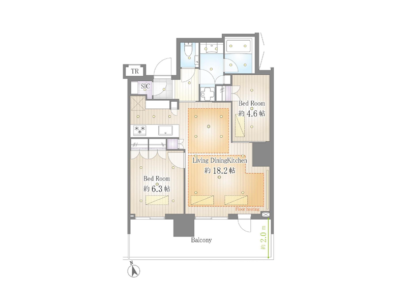 家具とバルコニー付きの２つの寝室とリビングダイニングキッチンの間取り図