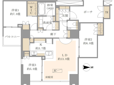 3LDKの間取り図、リビングダイニングとキッチン、3つの洋室、バルコニー、浴室、洗面所、WIC、トイレ、玄関ポーチが示されている。