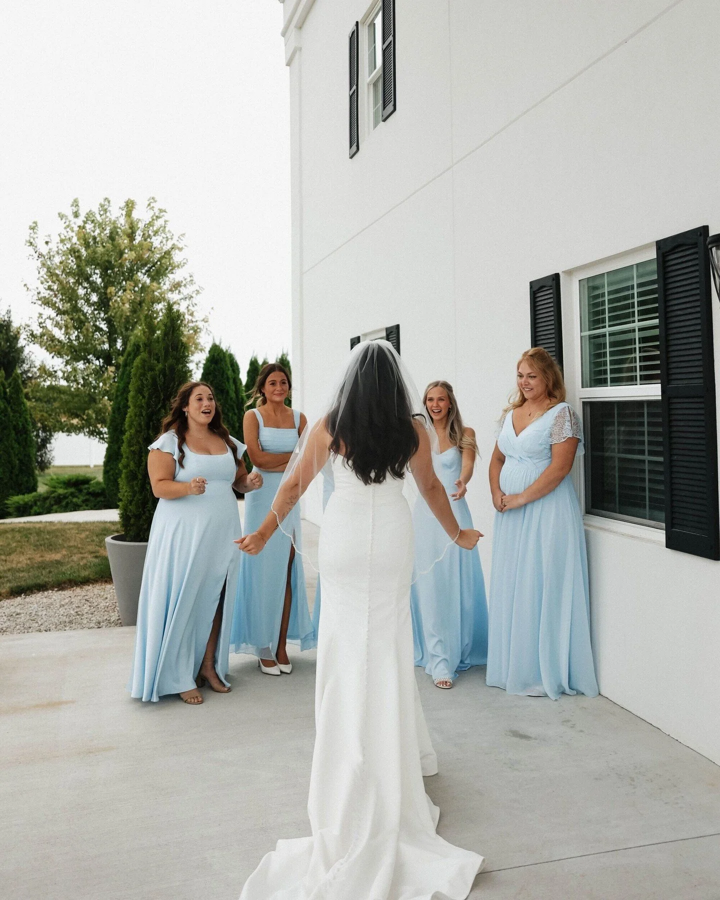 A little makeup touch-up is well worth a first look with your girlies. Bring on all the &quot;awes&quot;, tears and tissues. 💕 ✨ 💐 
.
.
.
.
📷: @by_kyleefriendphotography_llc 
.
.
.
.
#instabridal #bridetobe #weddinginspiration #weddingdress #South