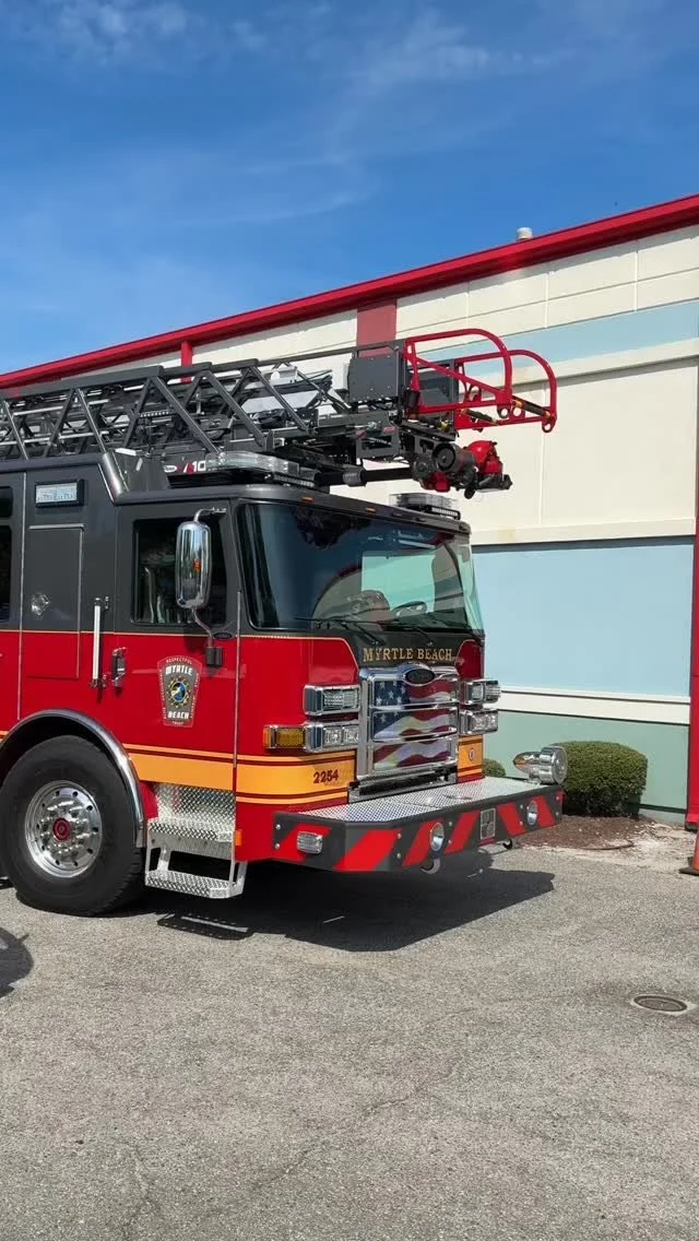 🙂‍↕️ #myrtlebeach #keitruck #firetruck #coffee