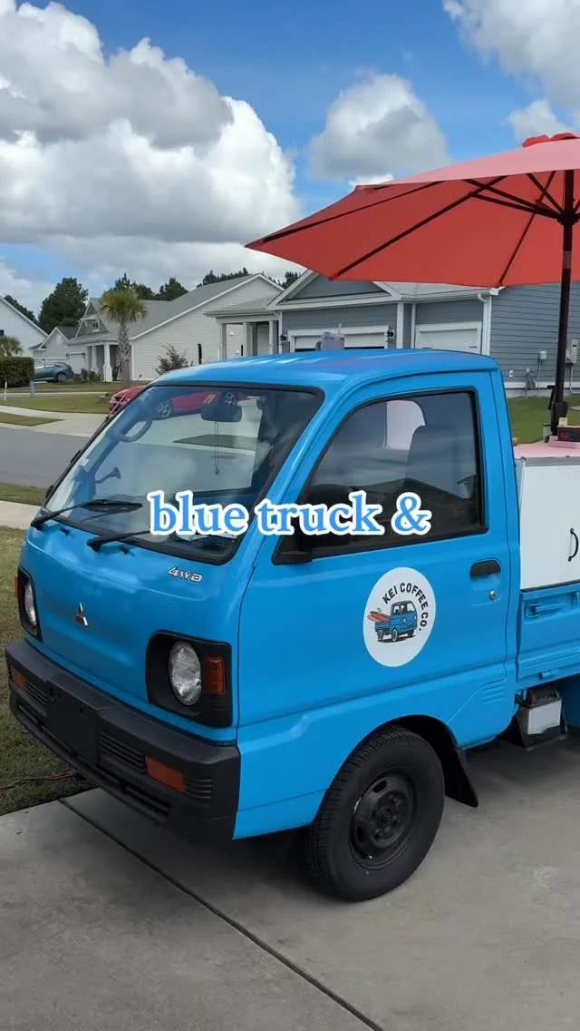 what could be sweeter 🥹🫐 #myrtlebeach #coffee #smallbusiness #blue #coffeetruck
