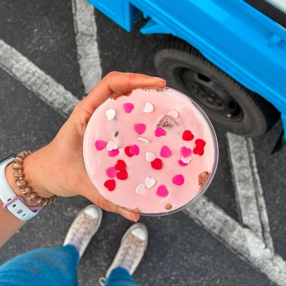 roses are red, 
violets are blue,
the Stupid Cupid Latte is waiting for you 💘

we&rsquo;re at Camping World from 9&ndash;11 this morning !! 

#coffee #myrtlebeach #coffeetruck #womanownedbusiness #valentinesday #myrtlebeachsc