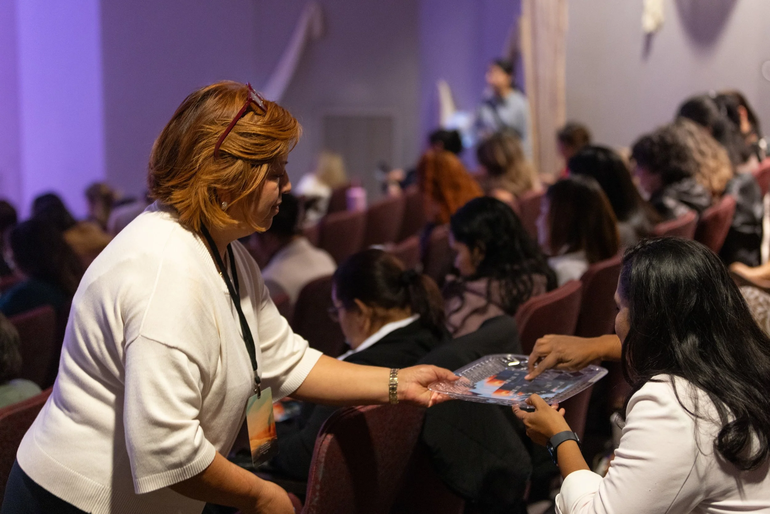 SpanishWomensconference_-382.jpg