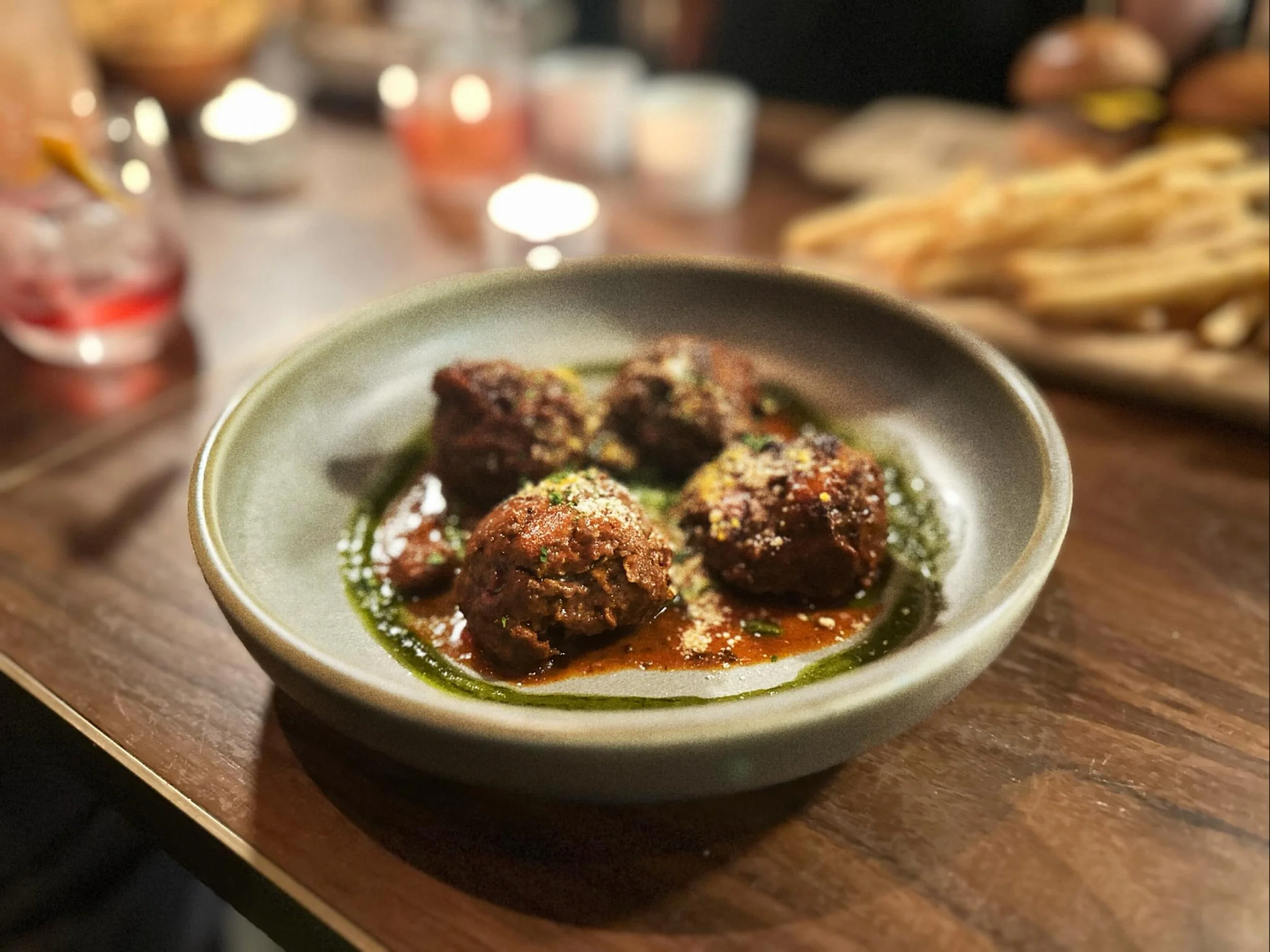 Beat the cold at 2061 Kirribilli with our comfort-food-ready meatballs (open from 4pm Tuesday&hellip;)