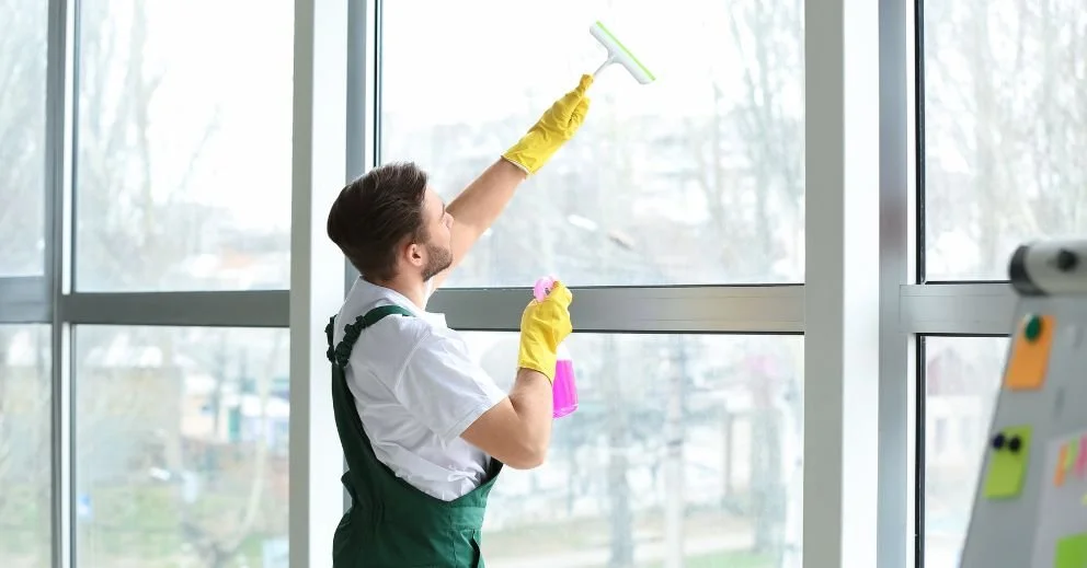How to Build an Effective Cleaning Checklist for Your Business