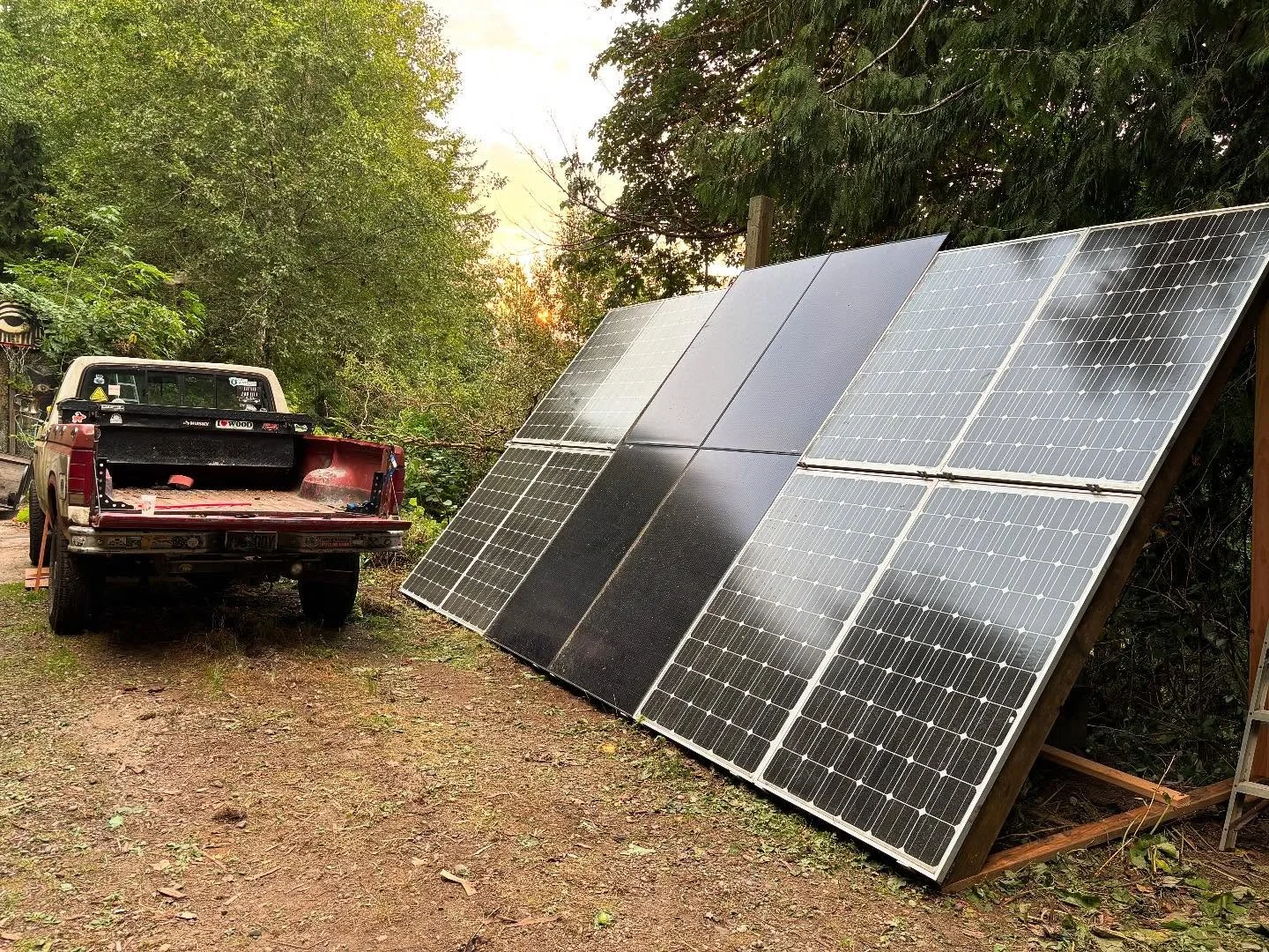 Upgraded solar array for the shop :)
.
.
.
.
#wood #woodworker #woodworkersofinstagram #smallbusiness #furniture #furnituremaker #diningtable #blackwalnut #walnuttable #rusticfarmhouse #rusticdecor #interiordesign #craftsman #etsyshop #etsyfurniture 
