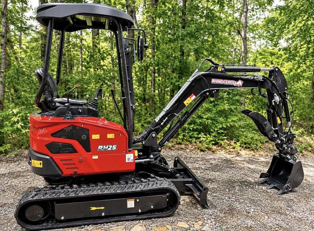 Rhinoceros RH25 Mini Excavator