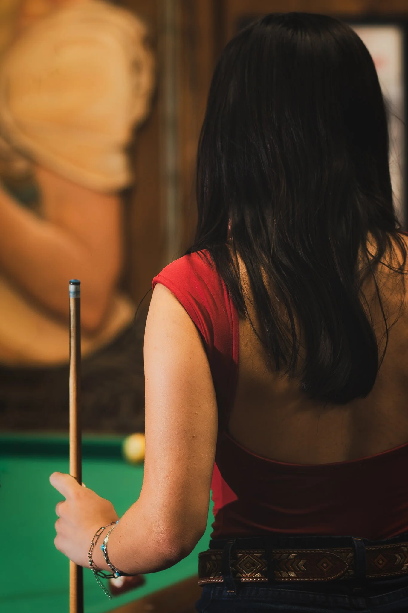 Salem-Portrait-Photographer-PoolTables-CueBall-01.jpg