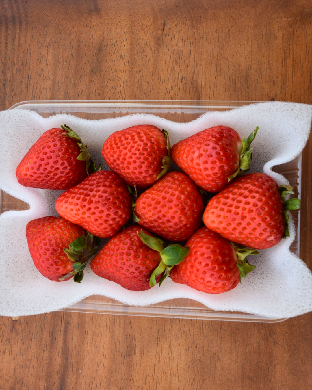 Premium red strawberries-3.png