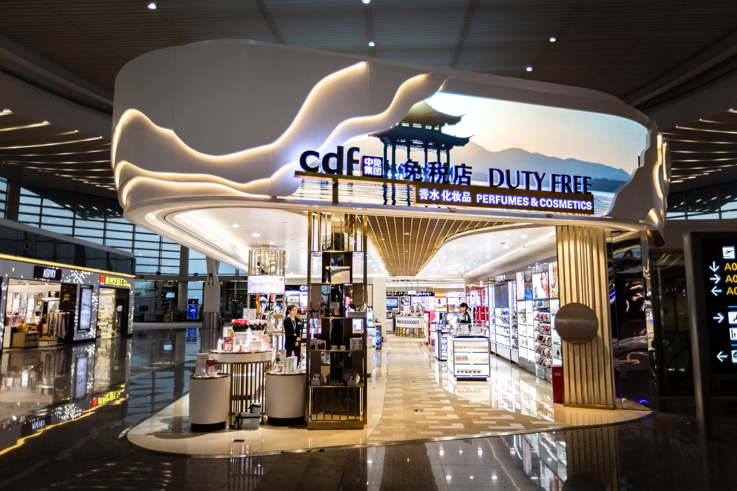 modern retail design.jpg