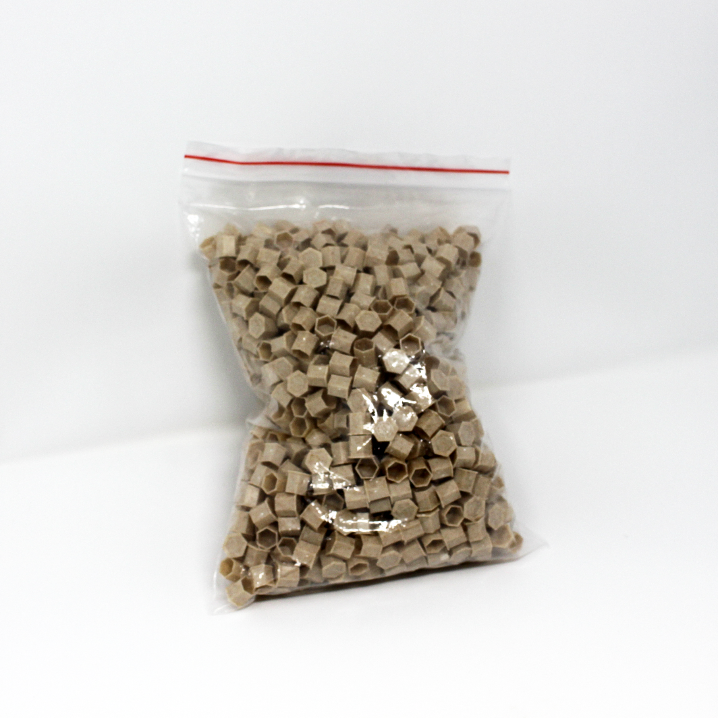 Biodegradable, plant-based, & eco friendly made from natural wheat straw fiber!

Small - 10mm / 1000ps/bag/$15.00

Medium - 12mm / 1000pcs/bag/$15.00

Large - 15mm / 500pcs/bag/$10.00