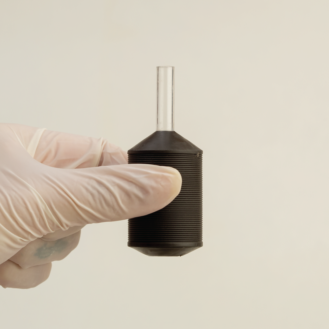 15 Pieces in a Box

Standard 1.25” Grips

Medical Grade Stainless Steel, Plastic & Rubber 

Single Use Only

These fit all standard size rotary machines along with all size variants of our cartridges.

They’re also compatible with most other cartridg