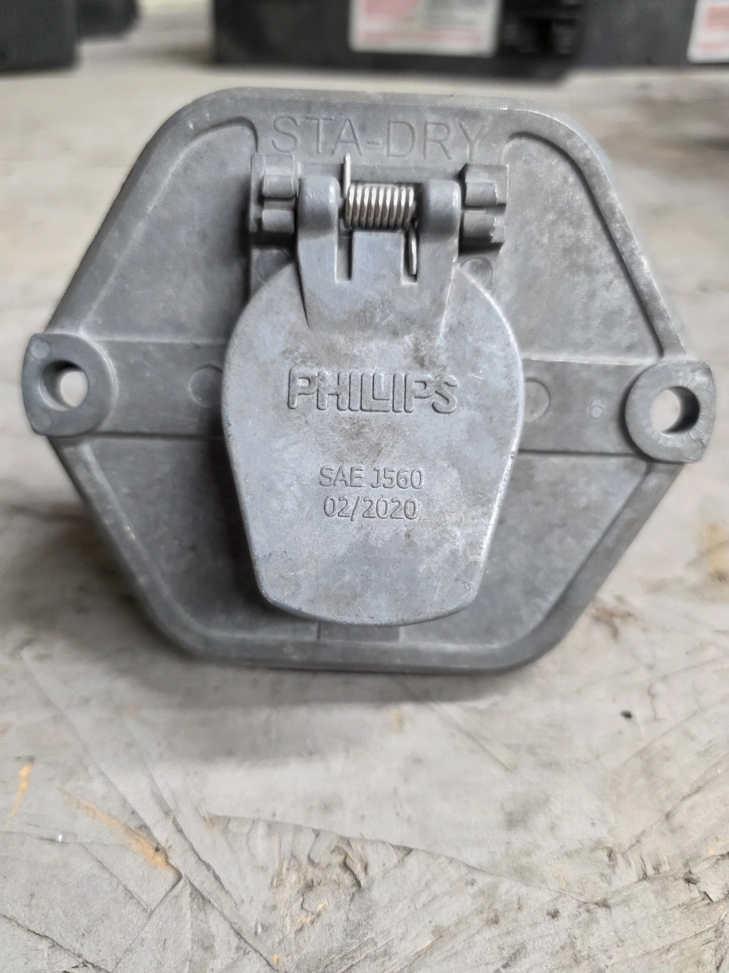 Phillips Sta-Dry Wire Insertion Socket SAE-J560