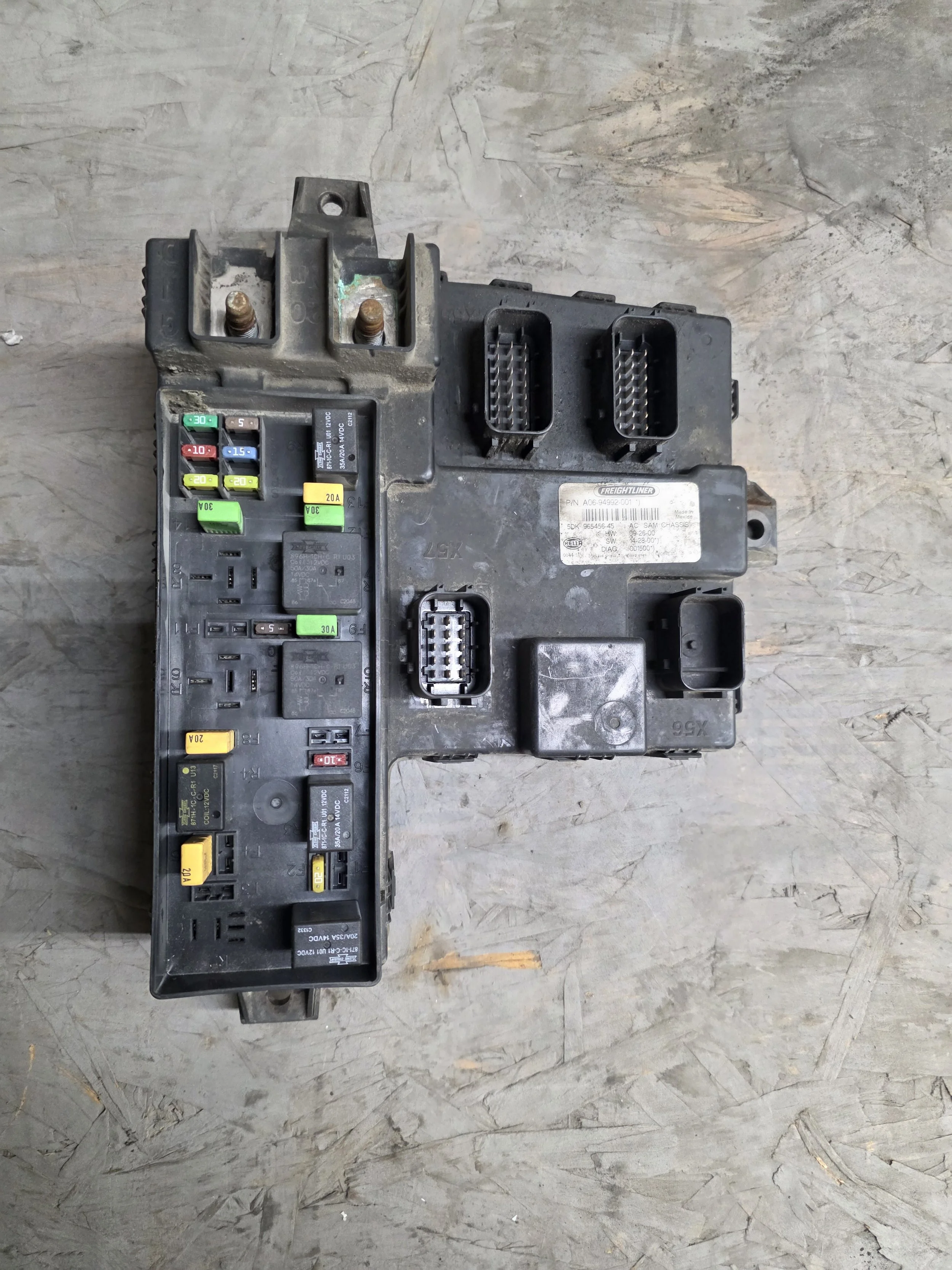 Freightliner Cascadia AB SAM Chassis Module # A06-94992-001