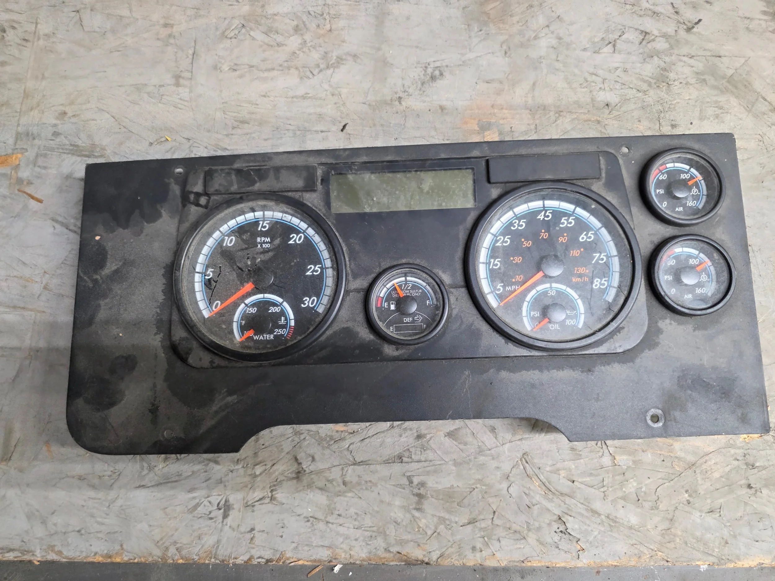 Freightliner Cascadia Dash Cluster Interface Module # A22-72307-00