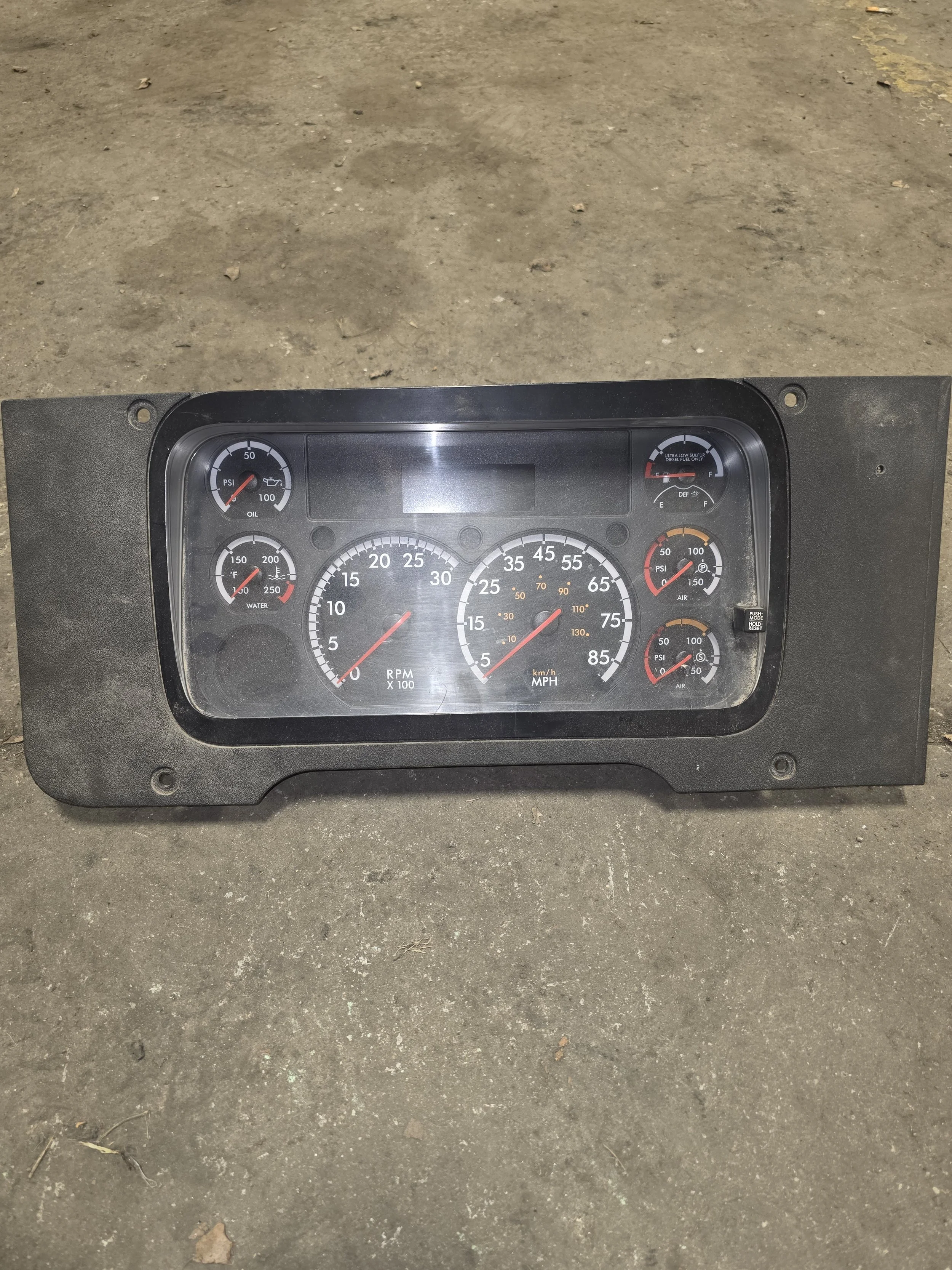 Freightliner Cascadia Dash Cluster Interface Module A2C1246000096