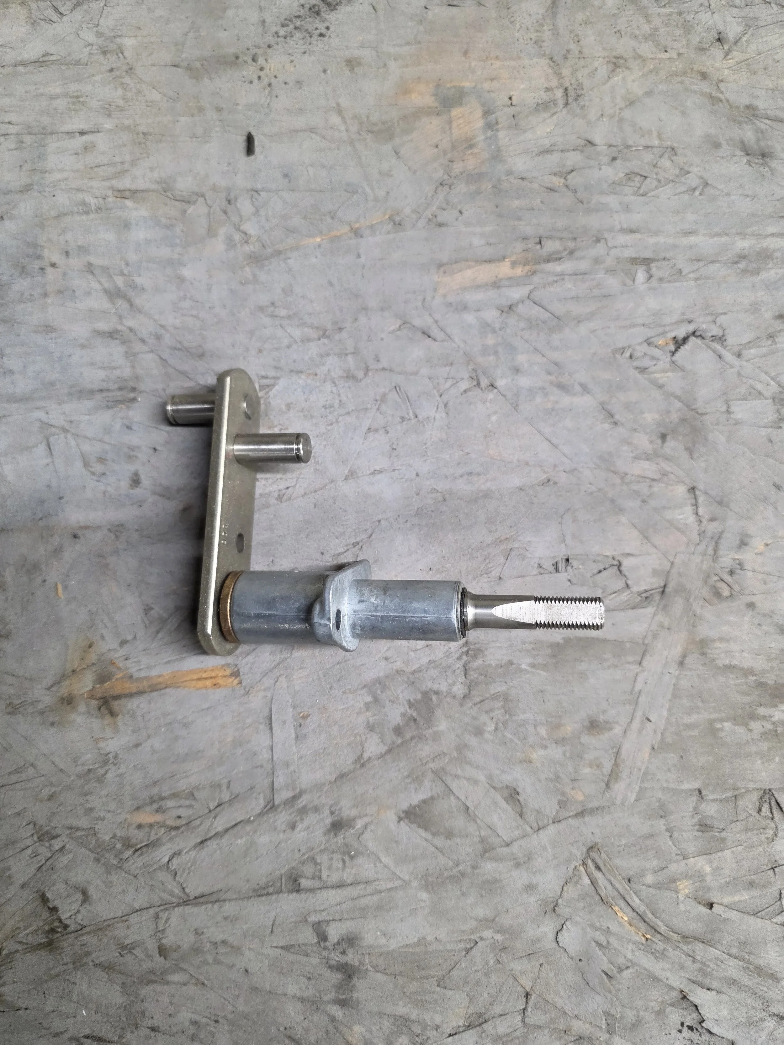 Paccar Pivot Wiper Idler # GS3821