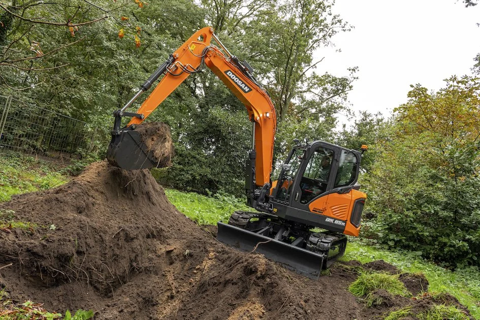 Doosan 8 Ton Digger