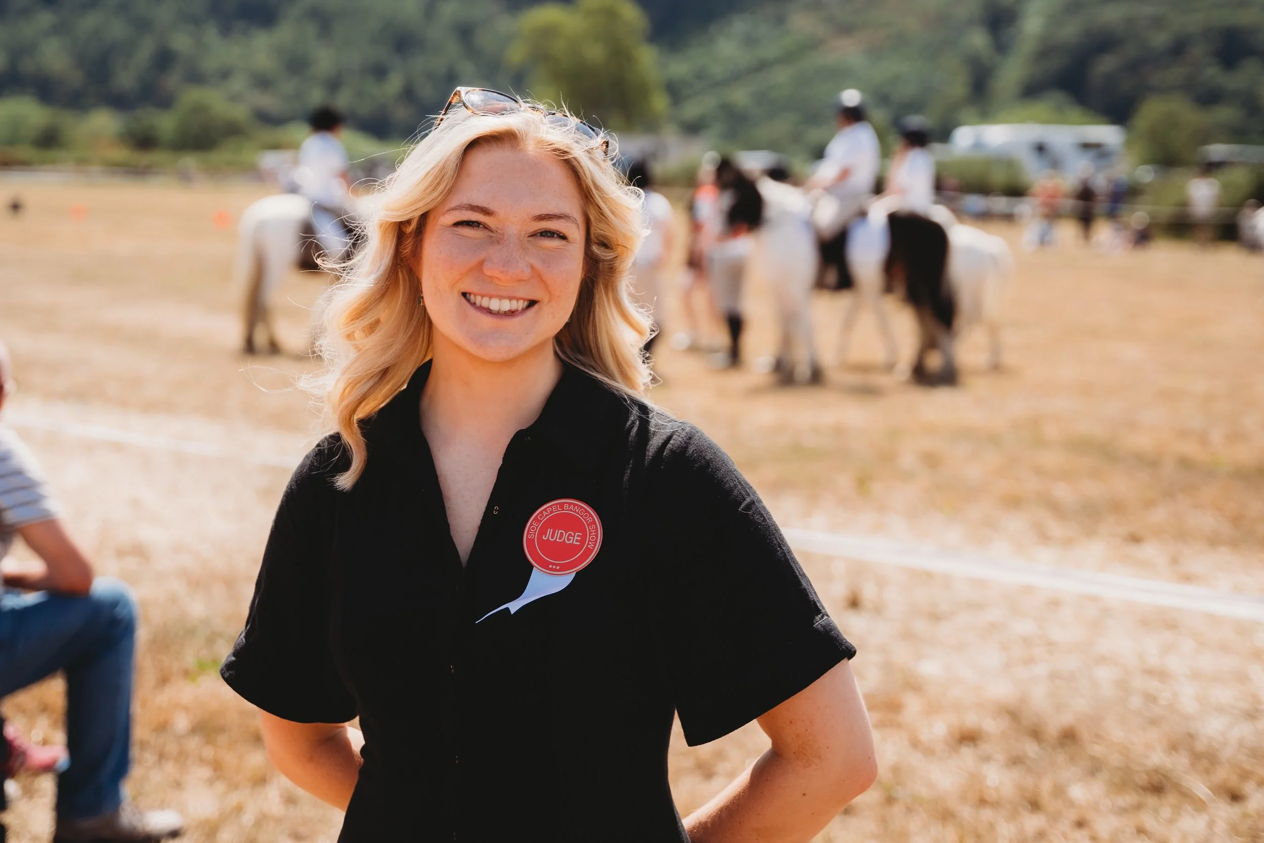 Thrilled to have been invited for the first time as a judge for the photography section at the Capel Bangor Show! 🏆 Wrth fy modd i gael fy ngwahodd i feirniadu am y tro gyntaf ar gyfer y gystadleuaeth ffotograffiaeth yn Sioe Capel Bangor 
.
.
.
.
#c
